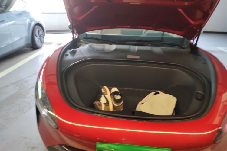 Used Xiaomi Auto SU7 2026 Model Pro Engine Bay Right