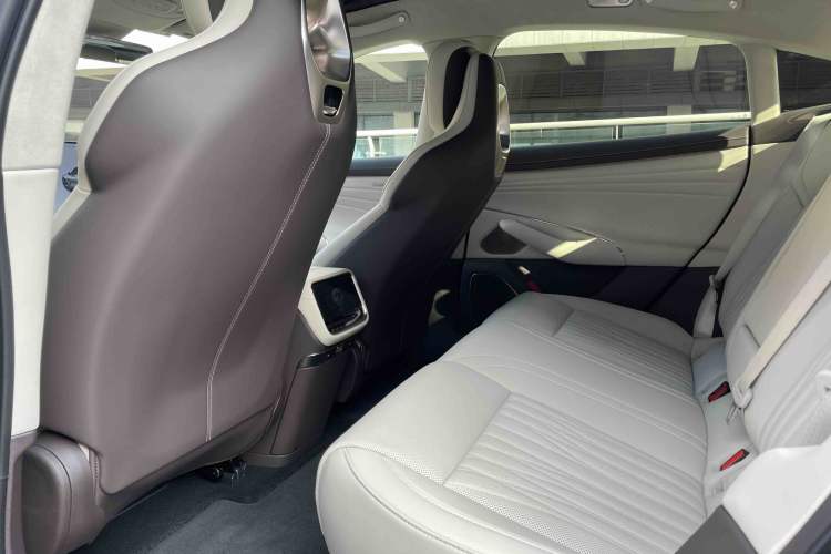 Used Xiaomi Auto SU7 2026 Model Max Exterior 7