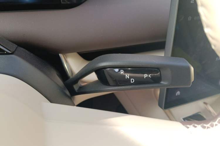 Used Xiaomi Auto SU7 2026 Model Pro Gear Lever