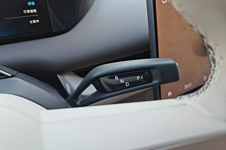 Used Xiaomi Auto SU7 2026 Model Standard Edition Gear Lever
