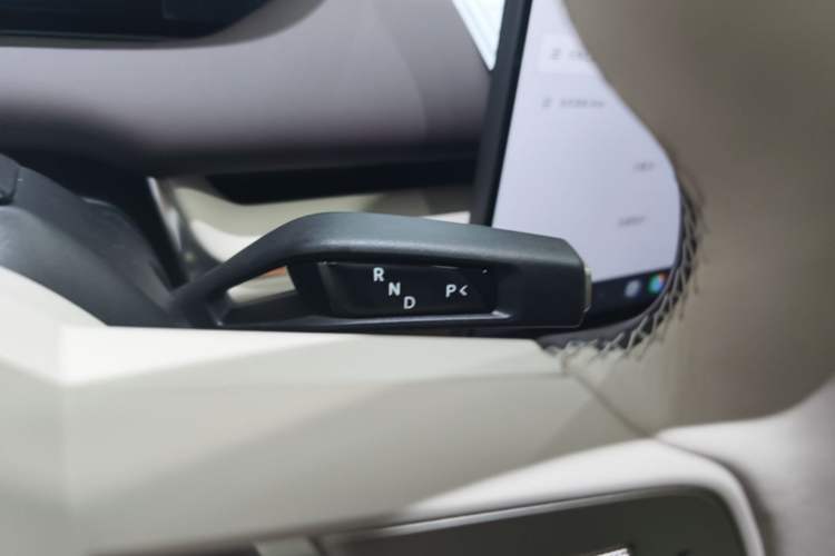 Used Xiaomi Auto SU7 2026 Model Pro Gear Lever