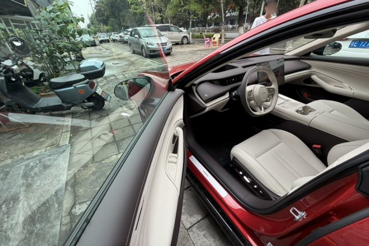 Used Xiaomi Auto SU7 2026 Model Standard Edition Left Front Seat