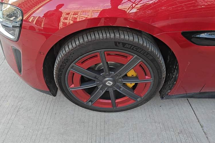 Used Xiaomi Auto SU7 2026 Model Standard Edition Left Front Wheel Hub