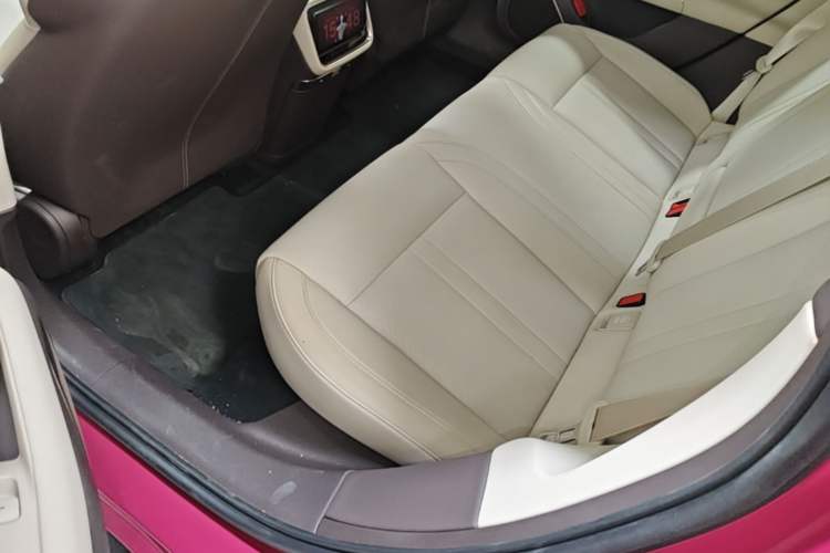 Used Xiaomi Auto SU7 2026 Model Pro Left Rear Seat