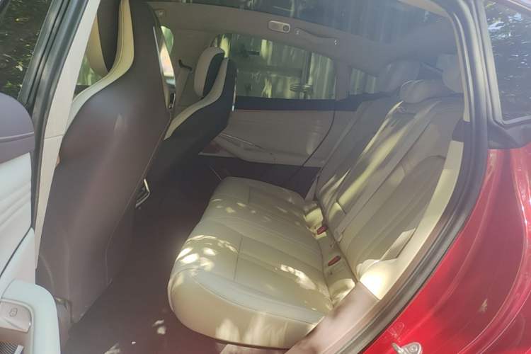 Used Xiaomi Auto SU7 2026 Model Standard Edition Left Rear Seat