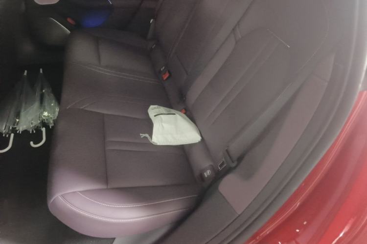 Used Xiaomi Auto SU7 2026 Model Standard Edition Left Rear Seat