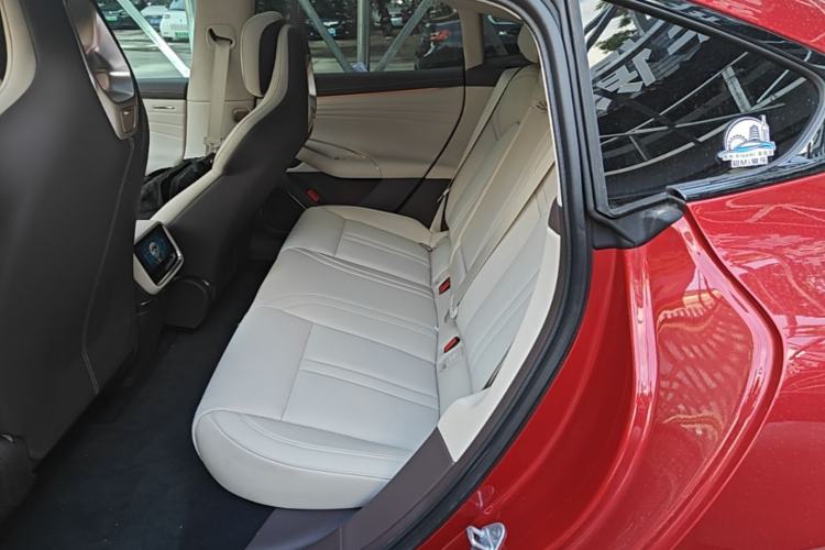 Used Xiaomi Auto SU7 2026 Model Standard Edition Left Rear Seat