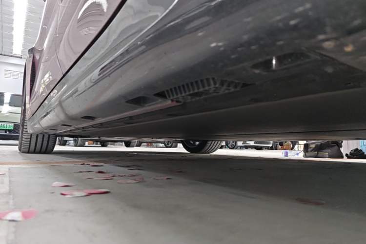Used Xiaomi Auto SU7 2026 Model Pro Left Side Sill