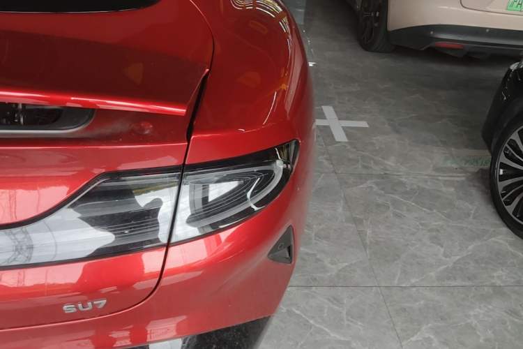 Used Xiaomi Auto SU7 2026 Model Pro Right Rear Taillight