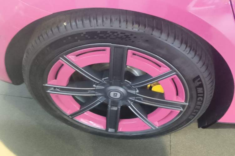 Used Xiaomi Auto SU7 2026 Model Pro Right Rear Wheel Hub