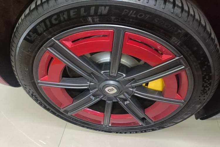 Used Xiaomi Auto SU7 2026 Model Standard Edition Right Rear Wheel Hub
