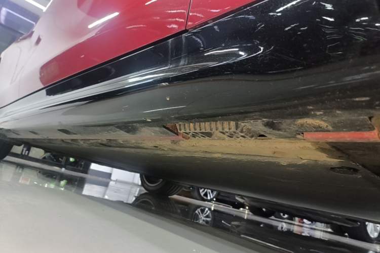 Used Xiaomi Auto SU7 2026 Model Standard Edition Right Side Sill