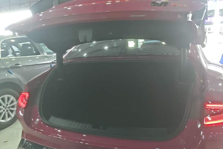 Used Xiaomi Auto SU7 2026 Model Max Trunk