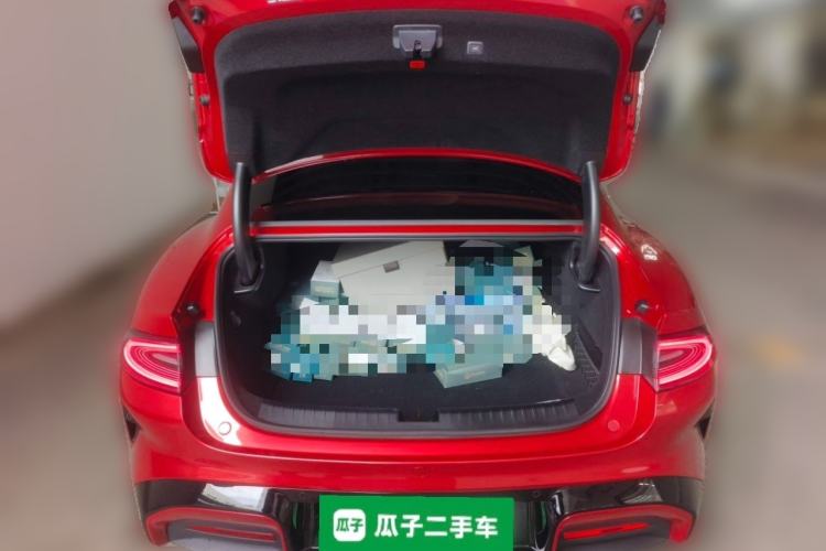 Used Xiaomi Auto SU7 2026 Model Standard Edition Trunk