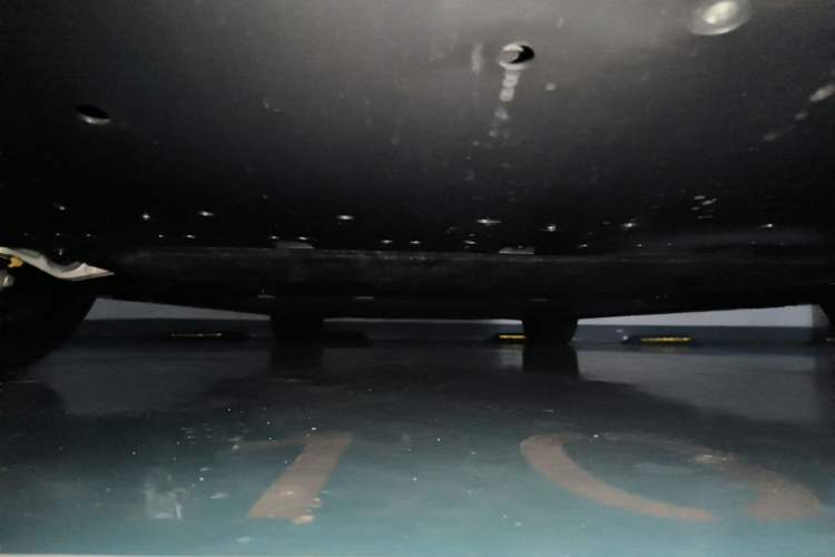 Used Xiaomi Auto SU7 2026 Model Standard Edition Chassis Front