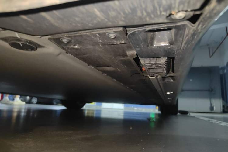 Used Xiaomi Auto SU7 2026 Model Max Chassis Rear Right
