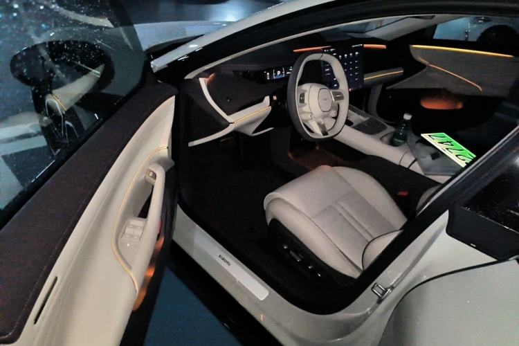 Used Xiaomi Auto SU7 2026 Model Standard Edition Driver Seat