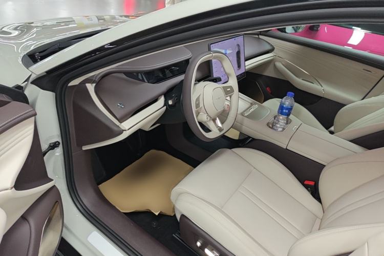 Used Xiaomi Auto SU7 2026 Model Standard Edition Driver Seat