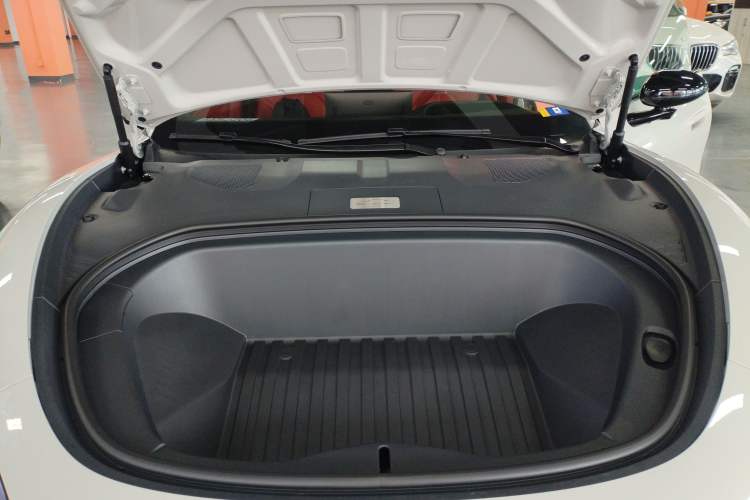 Used Xiaomi Auto SU7 2026 Model Standard Edition Engine Bay