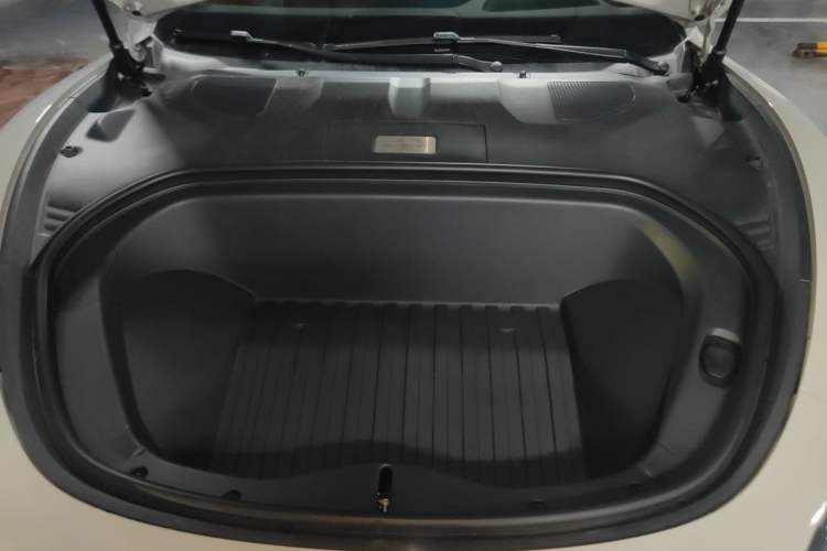 Used Xiaomi Auto SU7 2026 Model Max Engine Bay