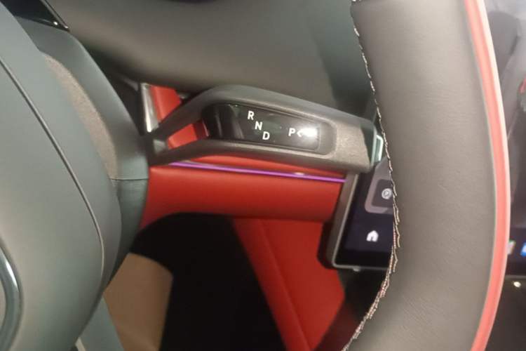 Used Xiaomi Auto SU7 2026 Model Standard Edition Gear Lever