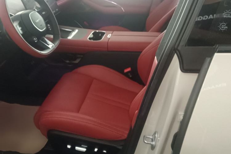 Used Xiaomi Auto SU7 2026 Model Standard Edition Left Front Seat