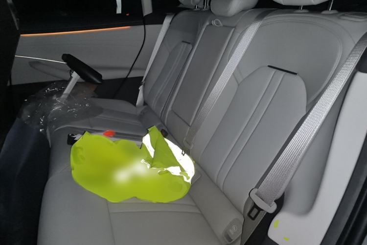 Used Xiaomi Auto SU7 2026 Model Standard Edition Left Rear Seat