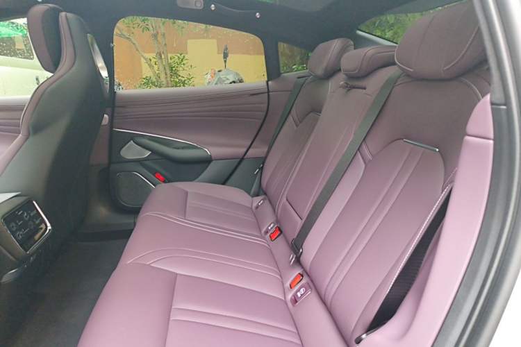 Used Xiaomi Auto SU7 2026 Model Standard Edition Left Rear Seat
