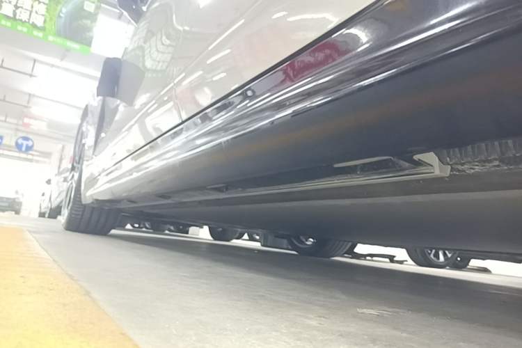 Used Xiaomi Auto SU7 2026 Model Max Left Side Sill