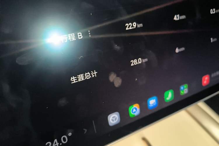 Used Xiaomi Auto SU7 2026 Model Standard Edition Odometer Close Up