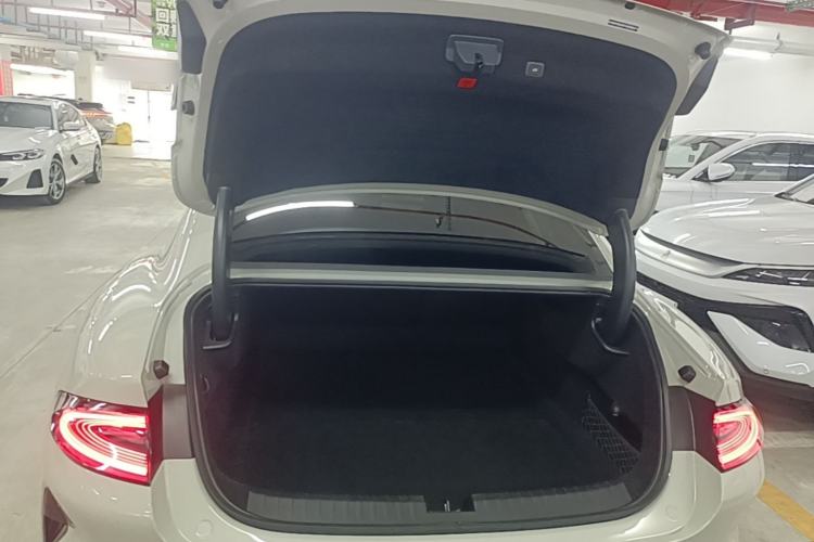 Used Xiaomi Auto SU7 2026 Model Max Trunk