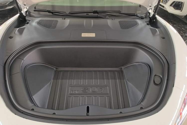 Used Xiaomi Auto SU7 2026 Model Standard Edition Engine Bay