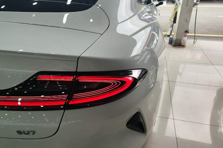 Used Xiaomi Auto SU7 2026 Model Standard Edition Exterior 3