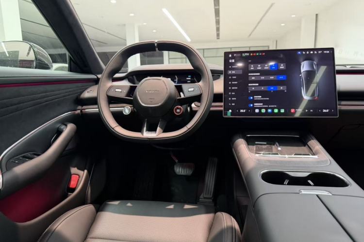 Used Xiaomi Auto SU7 2026 Model Standard Edition Interior 2