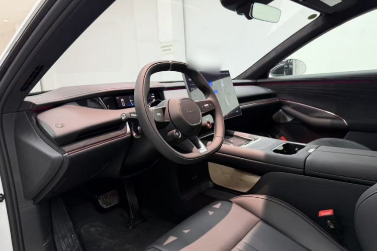 Used Xiaomi Auto SU7 2026 Model Standard Edition Interior 6