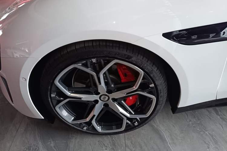 Used Xiaomi Auto SU7 2026 Model Max Left Front Wheel Hub