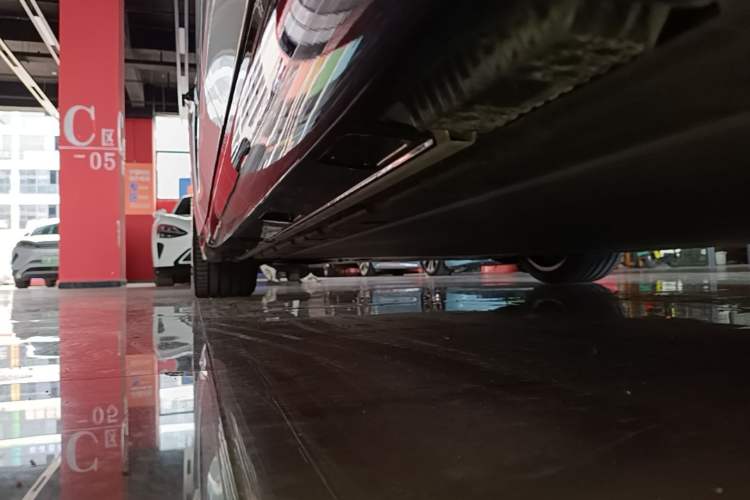 Used Xiaomi Auto SU7 2026 Model Pro Left Side Sill