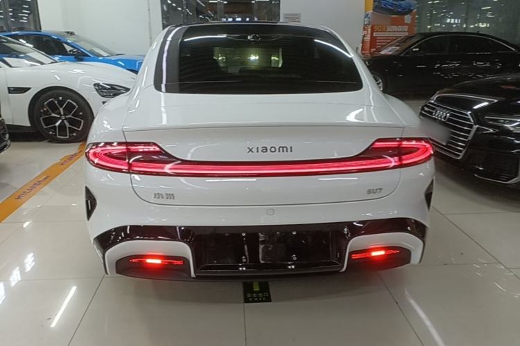 Used Xiaomi Auto SU7 2026 Model Standard Edition Rear