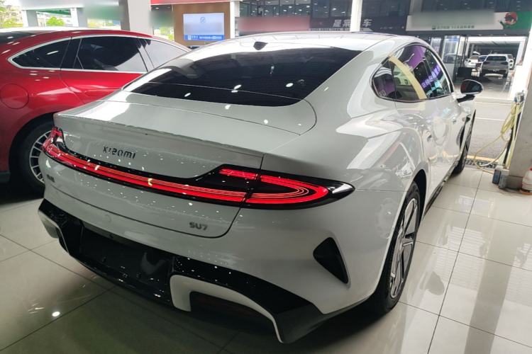 Used Xiaomi Auto SU7 2026 Model Standard Edition Rear Right 45 Deg