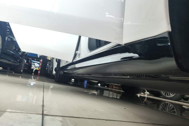 Used Xiaomi Auto SU7 2026 Model Standard Edition Right Side Sill