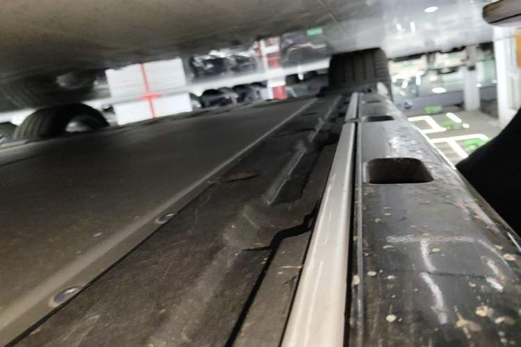 Used Xiaomi Auto SU7 2026 Model Pro Right Side Sill