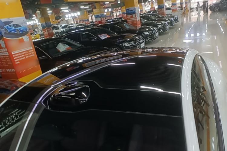 Used Xiaomi Auto SU7 2026 Model Standard Edition Roof