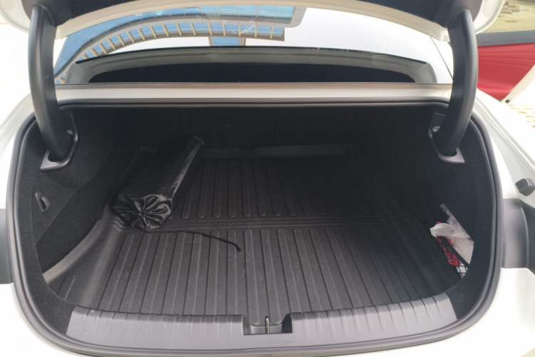 Used Xiaomi Auto SU7 2026 Model Pro Trunk