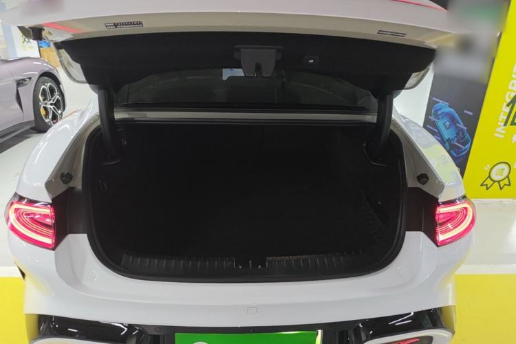 Used Xiaomi Auto SU7 2026 Model Pro Trunk