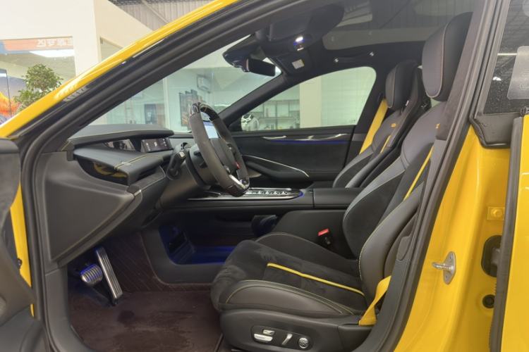 Used Xiaomi Auto SU7 Ultra 2025 Ultra Model Interior 5
