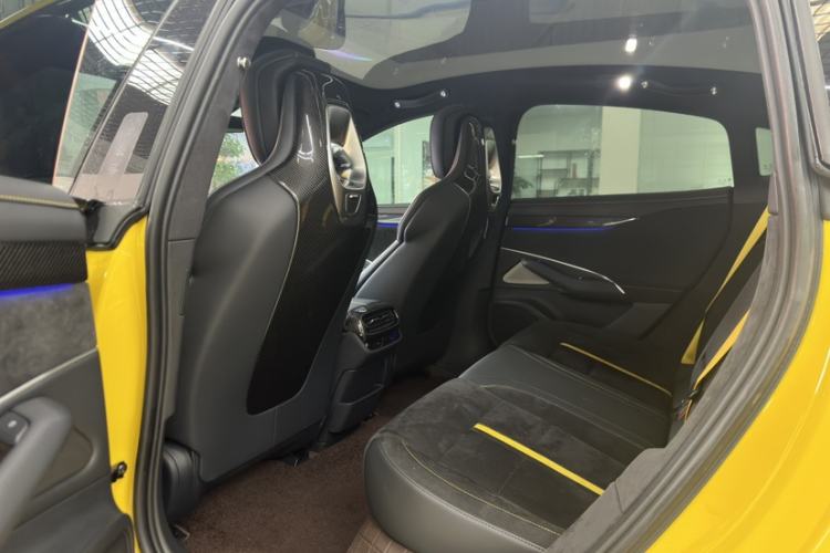 Used Xiaomi Auto SU7 Ultra 2025 Ultra Model Interior 7