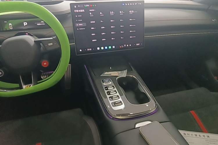Used Xiaomi Auto SU7 Ultra 2025 Ultra Model Audio And AC Panel