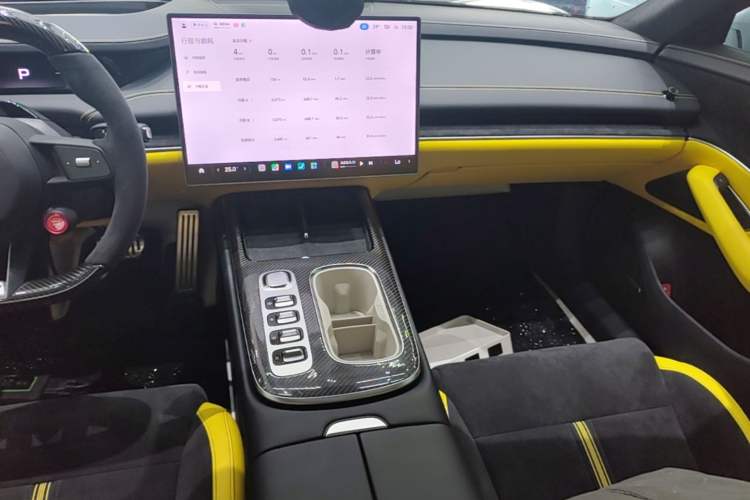 Used Xiaomi Auto SU7 Ultra 2025 Model Nürburgring Limited Edition Audio And AC Panel