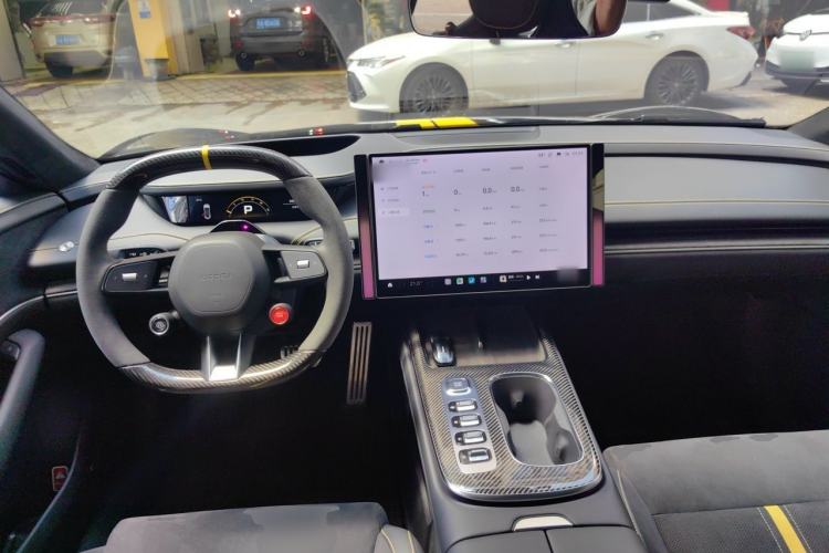 Used Xiaomi Auto SU7 Ultra 2025 Ultra Model Center Console