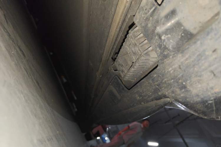 Used Xiaomi Auto SU7 Ultra 2025 Ultra Model Chassis Front Left